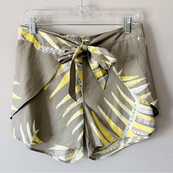 Patagonia NWT Women’s Garden Island Shorts Palms of My Heart Grey Size Medium - Picture 4 of 15